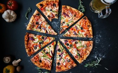 JAK ZROBIĆ DOMOWĄ PIZZĘ?